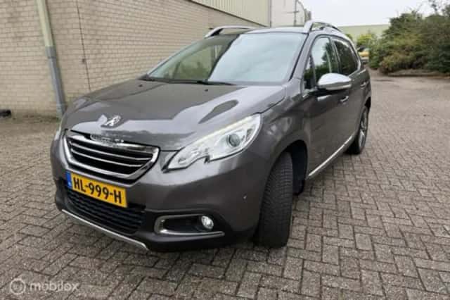 Peugeot 2008 (2015) thumbnail 1