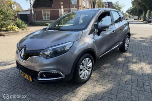 Renault Captur (2013) thumbnail 1