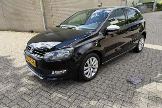 Volkswagen Polo (2013) thumbnail 1