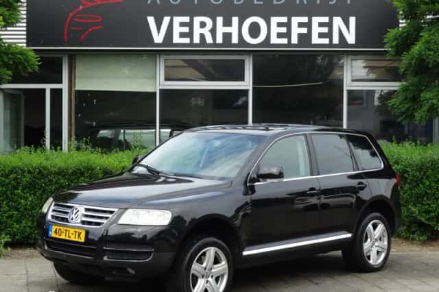 Volkswagen Touareg (2004) thumbnail 1