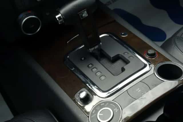 Volkswagen Touareg (2004) thumbnail 3