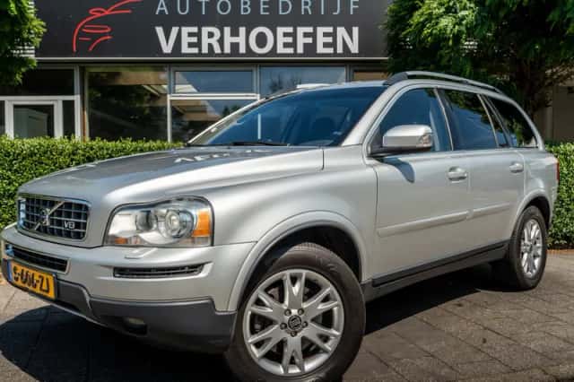 Volvo XC90 (2007) thumbnail 1