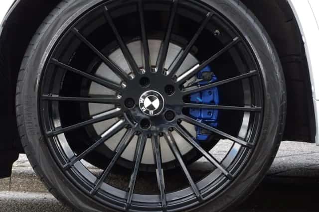 BMW X5 (2015) thumbnail 3