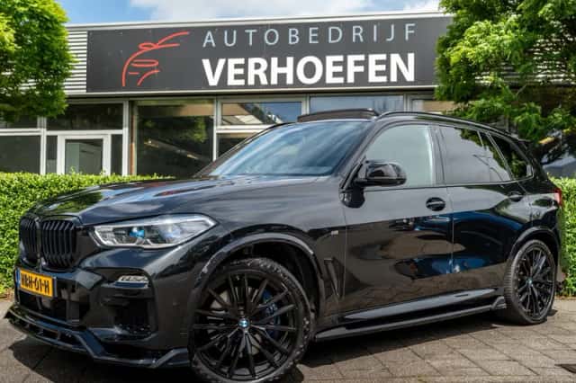 BMW X5 (2020) thumbnail 1