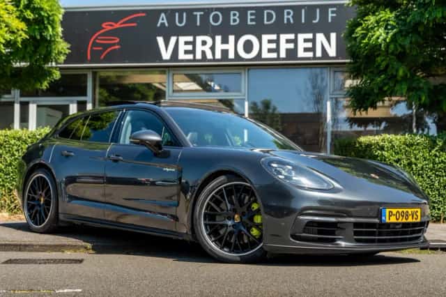 Porsche Panamera (2018) thumbnail 5