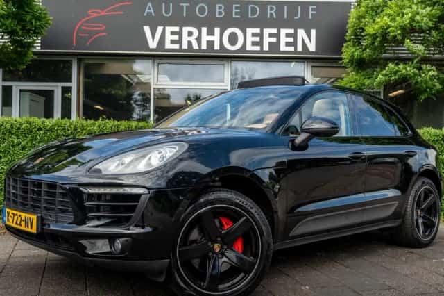 Porsche Macan (2015) thumbnail 1