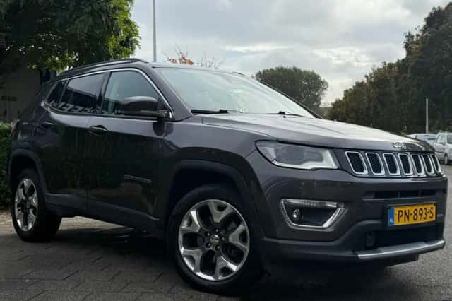 Jeep Compass (2017) thumbnail 6