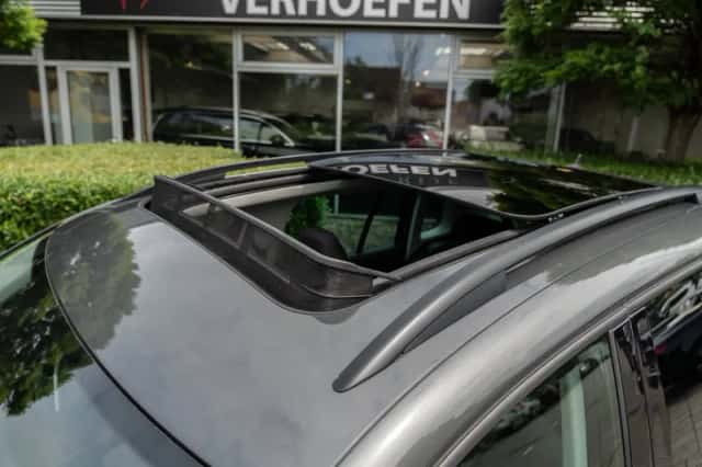 Volkswagen Tiguan (2014) thumbnail 3