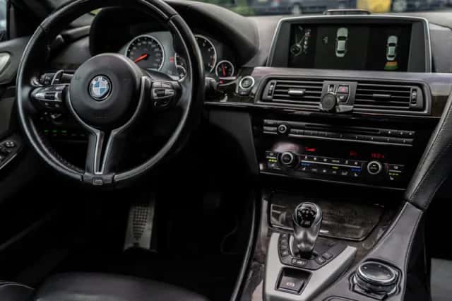BMW 6-Serie (2015) thumbnail 2