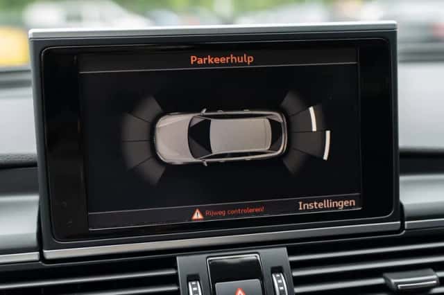 Audi A6 (2015) thumbnail 3
