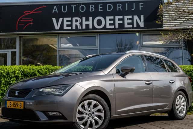 SEAT Leon (2016) thumbnail 1