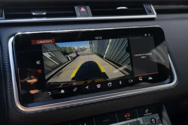 Land Rover Range Rover Velar (2017) thumbnail 3