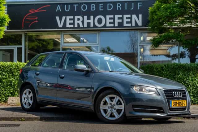 Audi A3 (2011) thumbnail 4