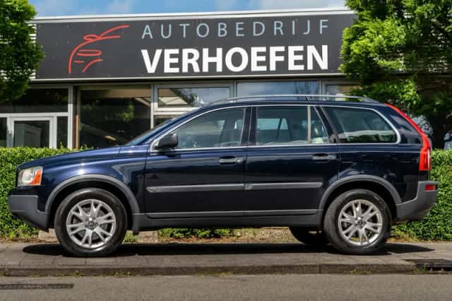 Volvo XC90 (2004) thumbnail 3