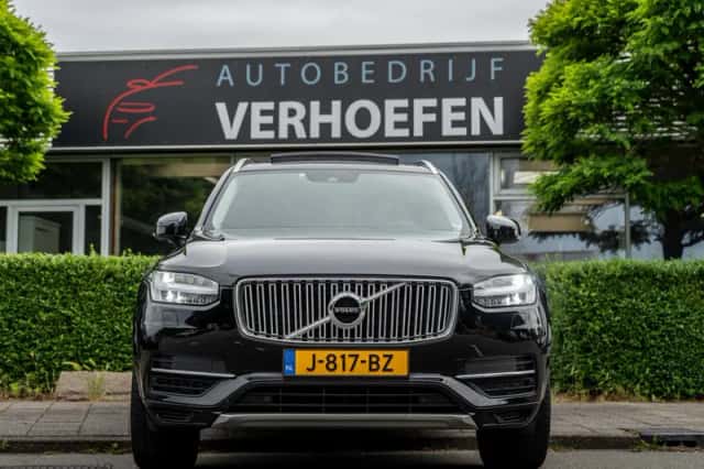Volvo XC90 (2015) thumbnail 5