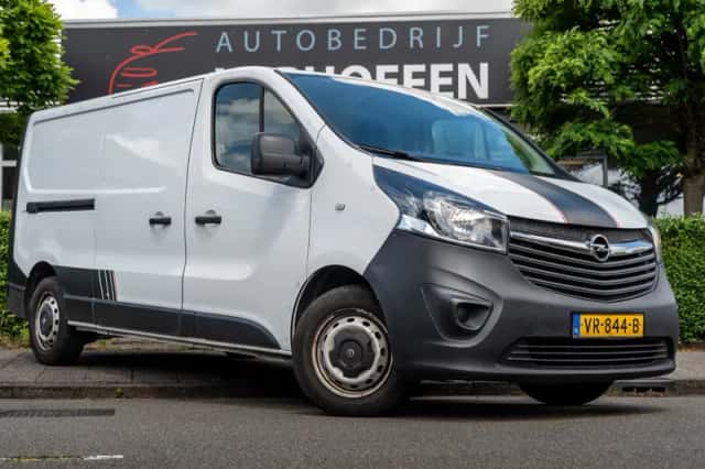 Opel Vivaro (2015) thumbnail 4