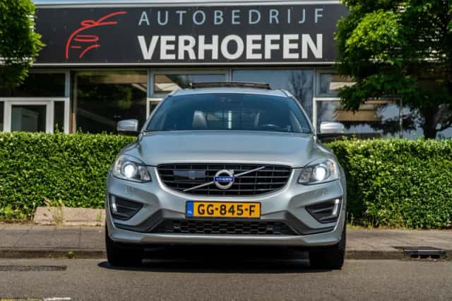 Volvo XC60 (2015) thumbnail 6