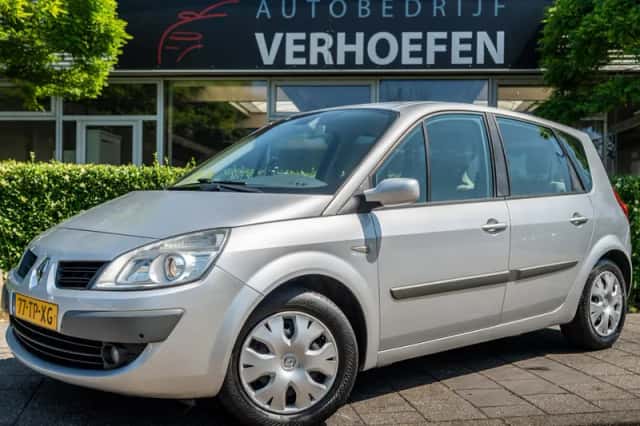 Renault Scénic (2007) thumbnail 1