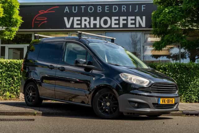 Ford Transit Courier (2014) thumbnail 5