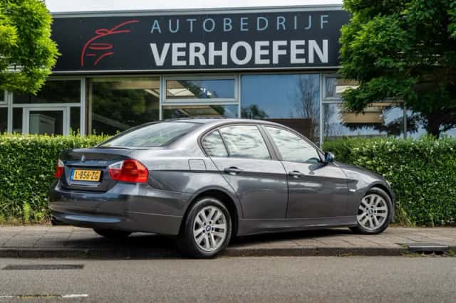 BMW 3-Serie (2007) thumbnail 6