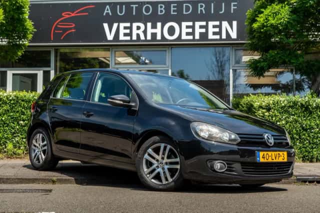 Volkswagen Golf (2010) thumbnail 1