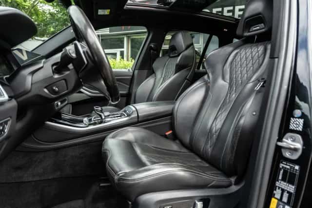 BMW X5 (2020) thumbnail 2