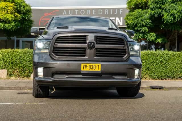 Dodge RAM (2016) thumbnail 3