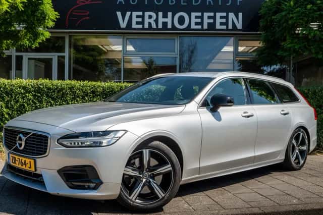 Volvo V90 (2019) thumbnail 1