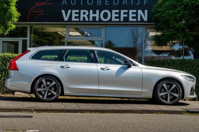 Volvo V90 (2019) thumbnail 6
