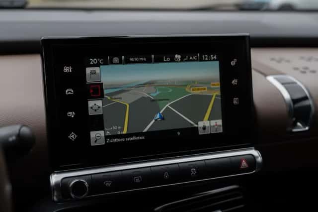 Citroën C4 Cactus (2017) thumbnail 3