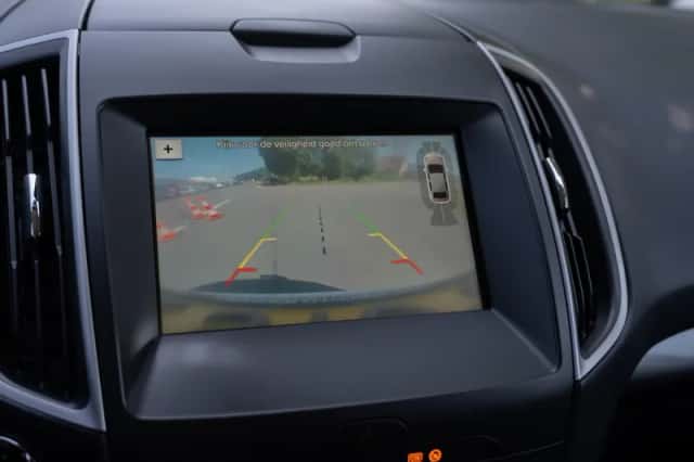 Ford Galaxy (2018) thumbnail 4