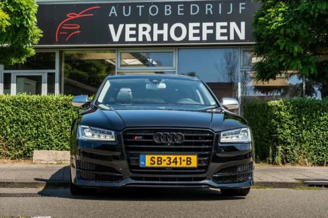 Audi S8 (2014) thumbnail 6