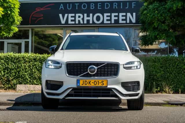 Volvo XC90 (2019) thumbnail 4