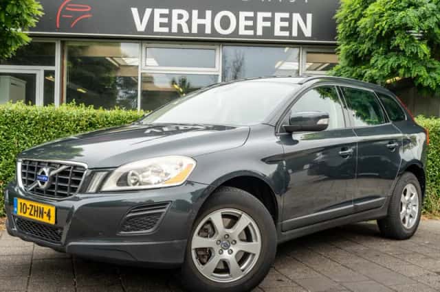 Volvo XC60 (2012) thumbnail 1