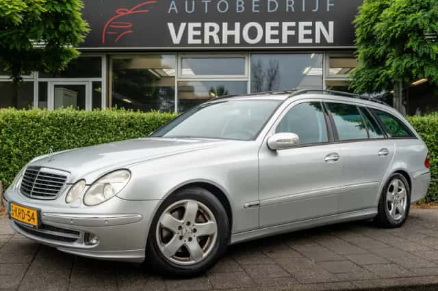 Mercedes-Benz E-Klasse (2005) thumbnail 1