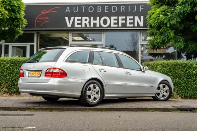 Mercedes-Benz E-Klasse (2005) thumbnail 4