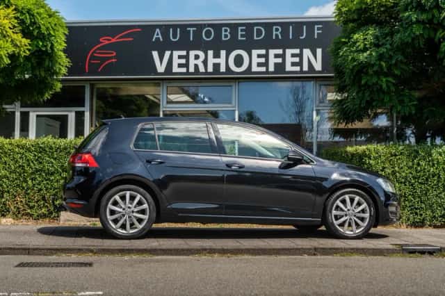Volkswagen Golf (2014) thumbnail 6