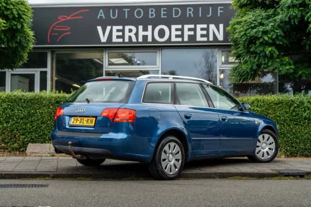 Audi A4 (2007) thumbnail 5