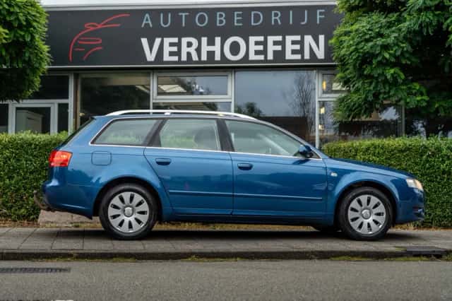 Audi A4 (2007) thumbnail 6
