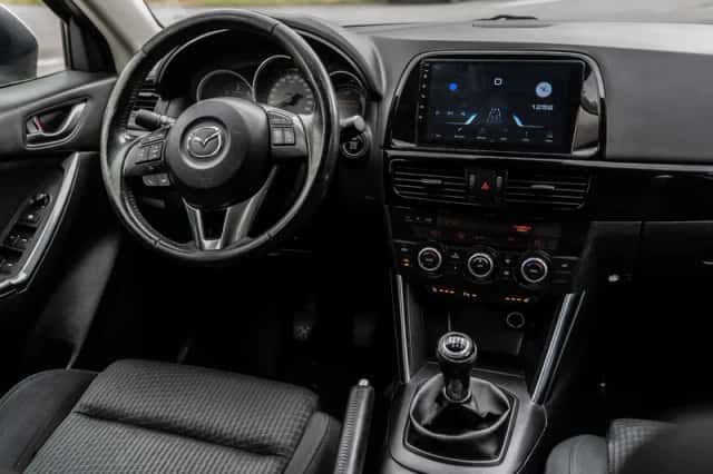 Mazda CX-5 (2013) thumbnail 2