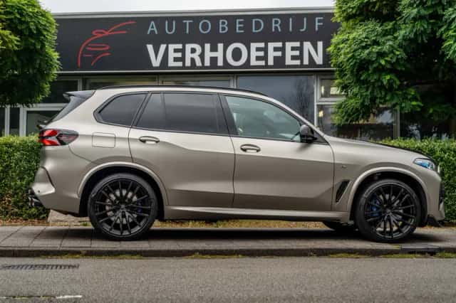 BMW X5 (2020) thumbnail 6