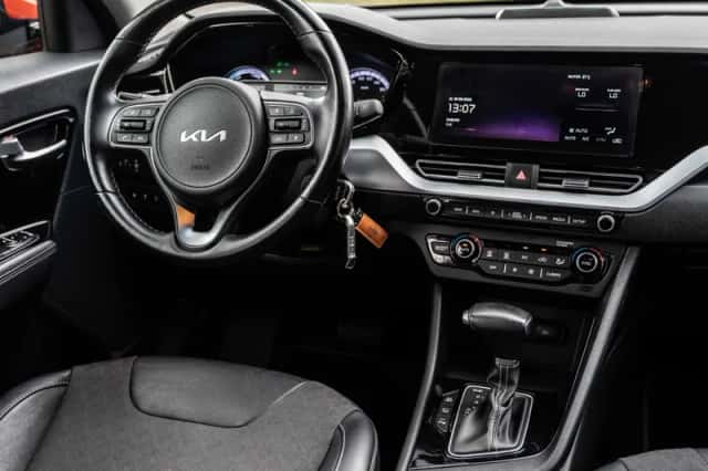 Kia Niro (2022) thumbnail 2