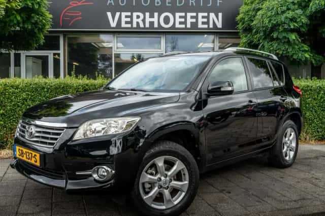 Toyota RAV4 (2011) thumbnail 1