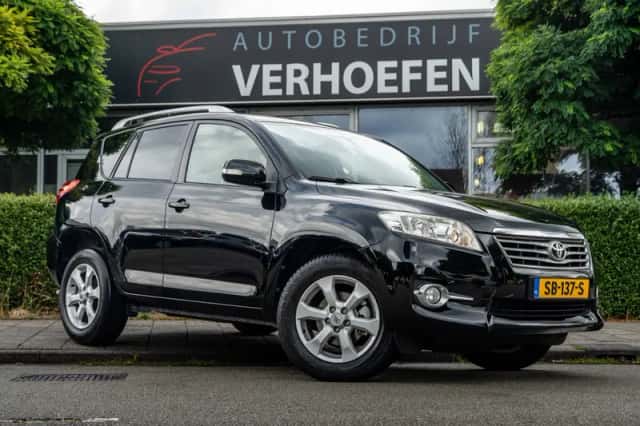 Toyota RAV4 (2011) thumbnail 5