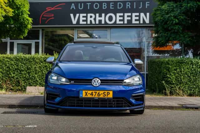 Volkswagen Golf (2017) thumbnail 5