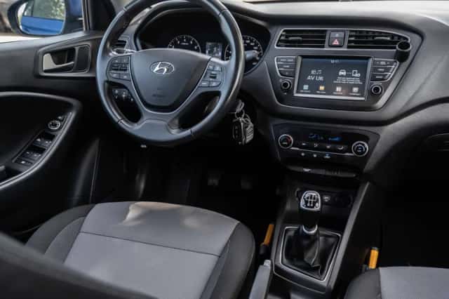 Hyundai i20 (2019) thumbnail 2