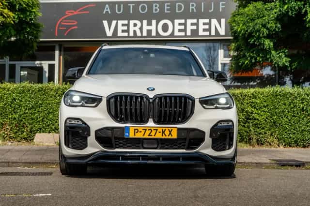 BMW X5 (2019) thumbnail 4