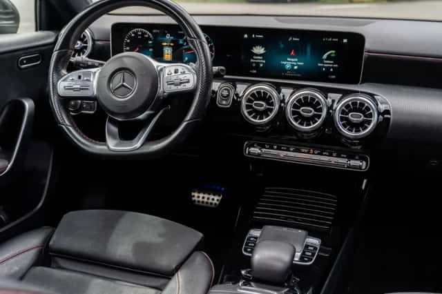 Mercedes-Benz A-Klasse (2018) thumbnail 2