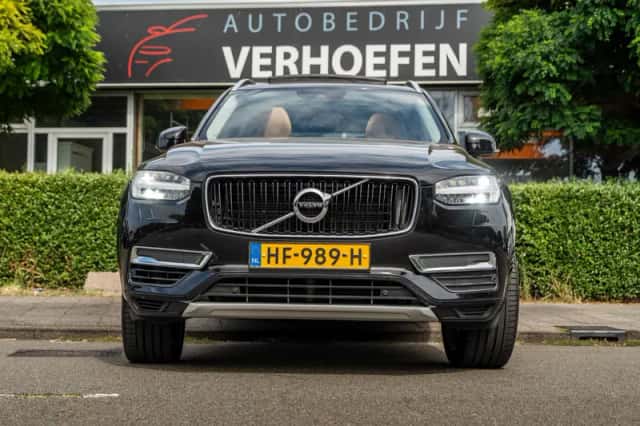 Volvo XC90 (2015) thumbnail 5