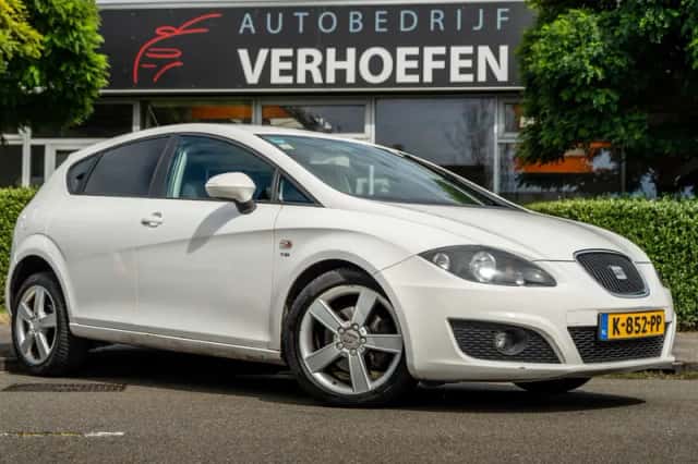 SEAT Leon (2010) thumbnail 4